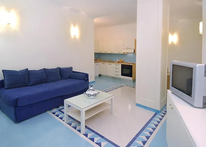Family Hotel: Aurora Residence