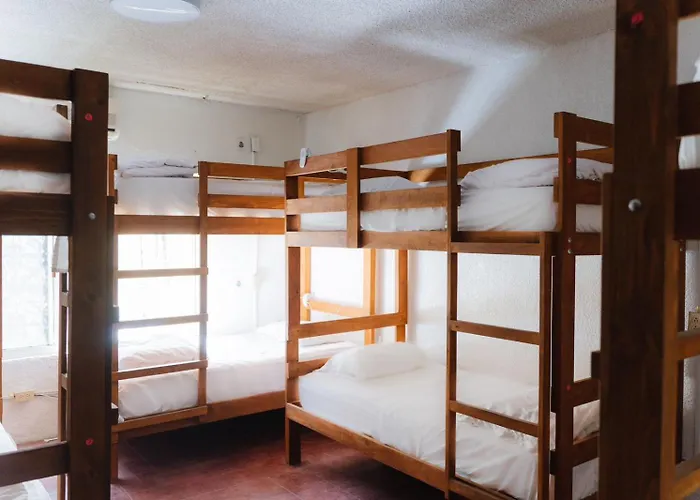 Hotel near College: Desert Heart Hostel