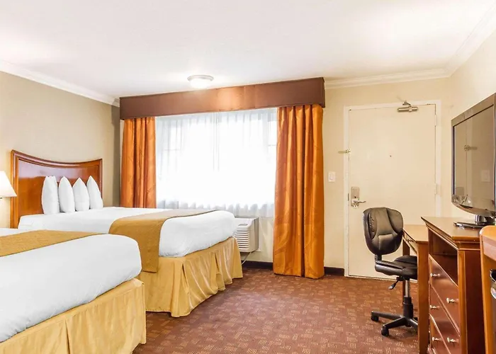 Cheap hotels Quality Sacramento Convention Center