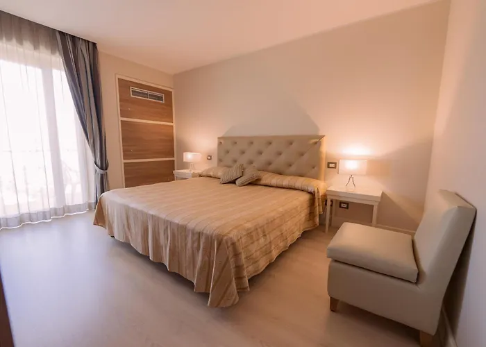 Hotel 4 stelle: Hotel Mirasole International