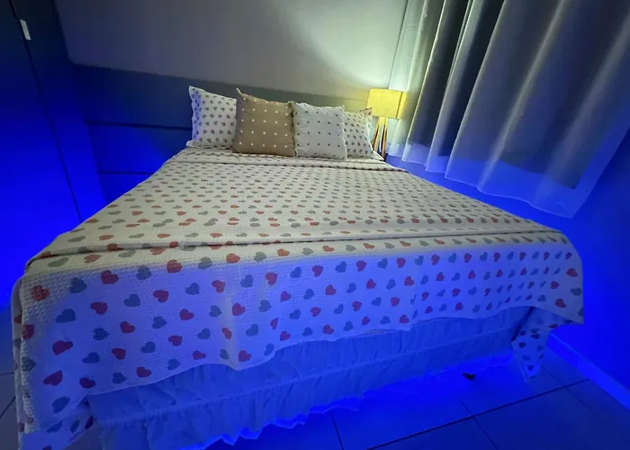 FLAT Praia Boa Viagem - Piscina no ROFTOP - Garagem&WIFI - REFORMADO - Ar condicionado - 24H CHECK IN - Shopping Recife - Enxoval Incluso