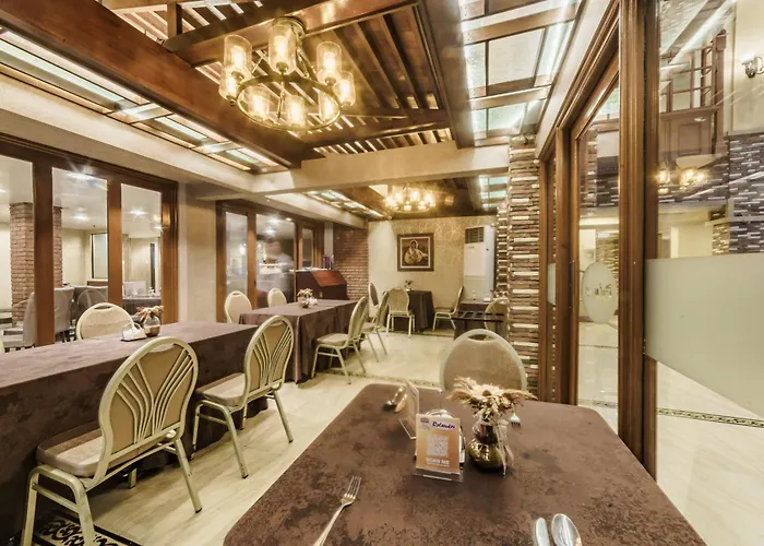 Jacuzzi hotel: Villa Caceres Hotel