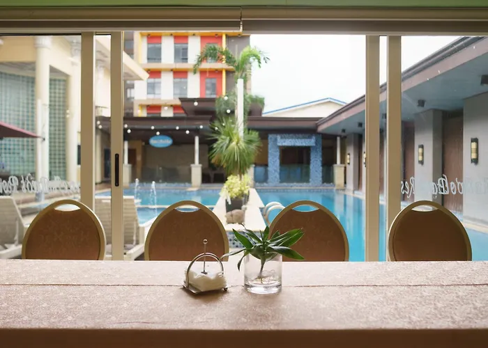 Jacuzzi hotel: Villa Caceres Hotel