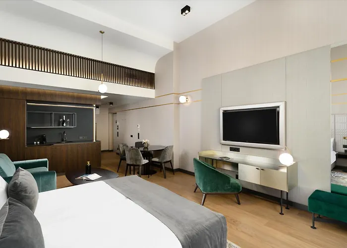Familiehotel: Emerald Downtown Luxury Suites By Continental Group