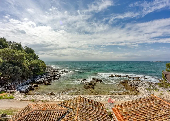 Cuvi Beach