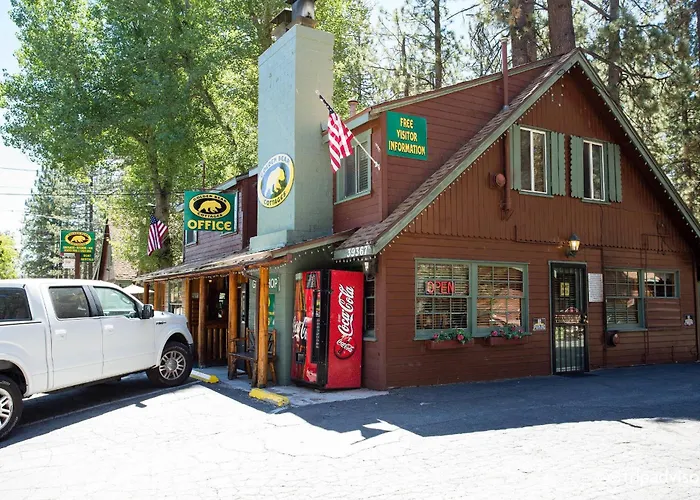 Golden Bear Cottages