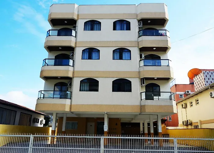 Aluguéis de temporada: Residencial Dona Dina - Mestre Naro