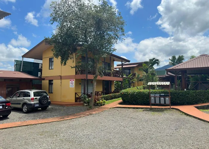 Hotel Iris Arenal