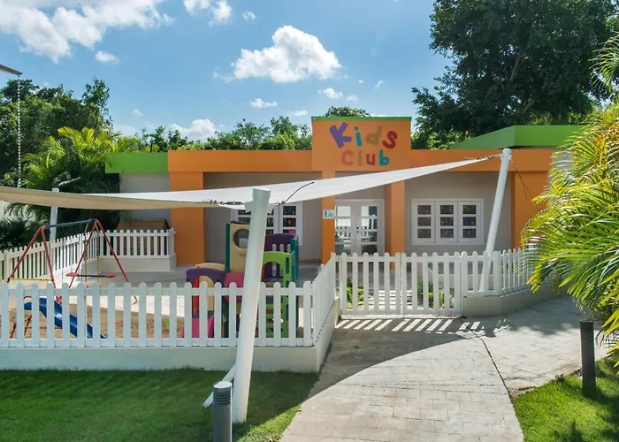 Family Hotel: Emotions By Hodelpa - Juan Dolio