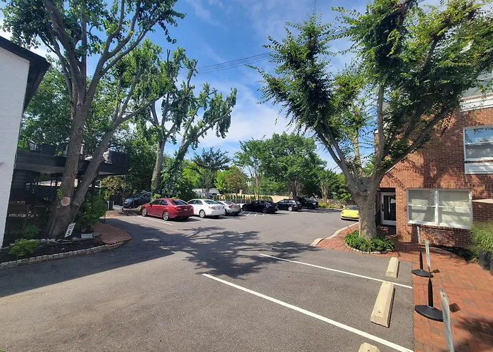 Gibson'S Inn At Gate One