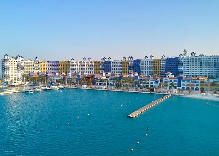 Hotel with pool: Porto Marina Hotel & Spa Al Alamein