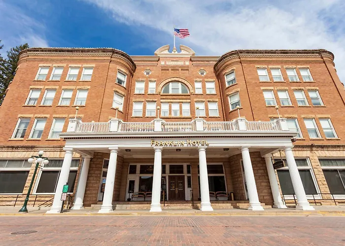 Pet Friendly hotel: Historic Franklin Hotel