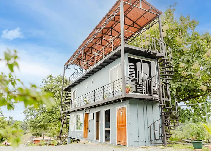 Central hotel: Ronnys Flat Manuel Antonio
