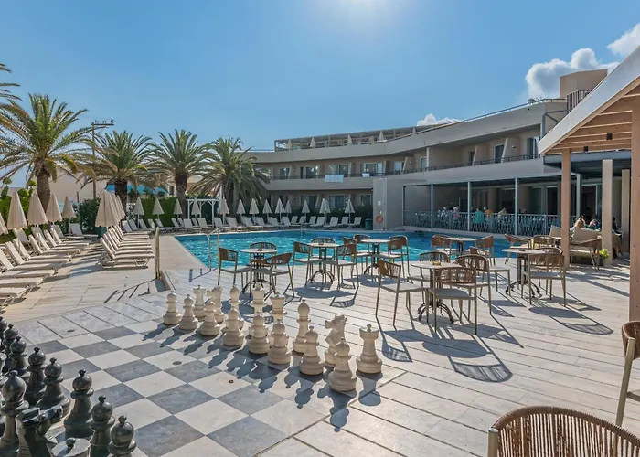 Ping Pong hotel: Minos Hotel