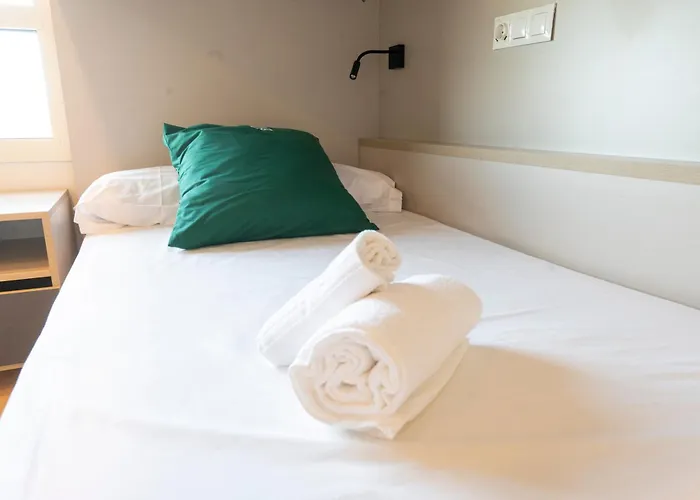  Residencia Bravo Students Granada