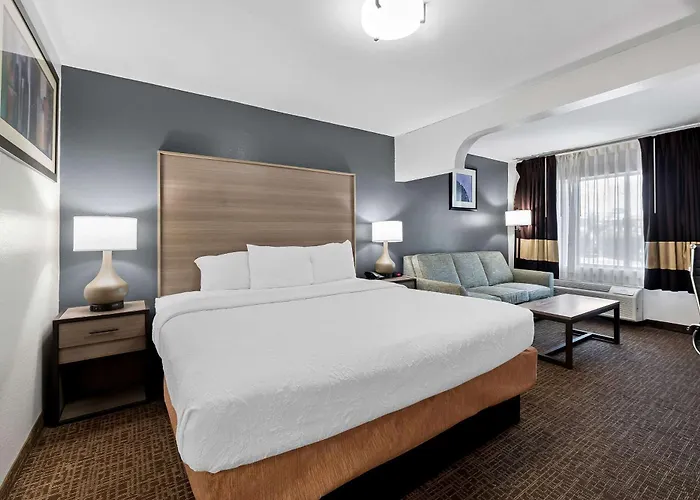 Kid friendly hotel Quality Inn & Suites Fayetteville I-95