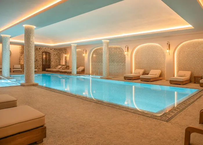 Vila Ebel Pool & Spa