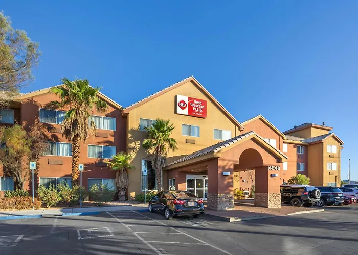 Golf hotel: Best Western Plus North Las Vegas Inn & Suites