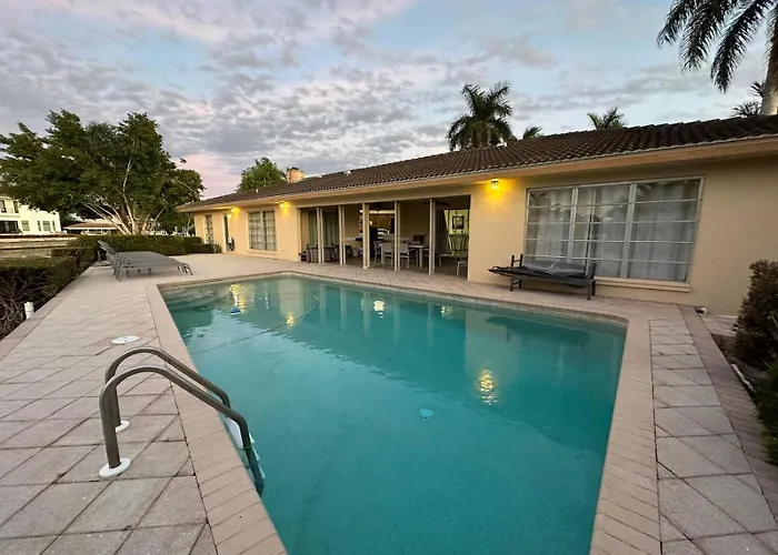 Villa Marco Island