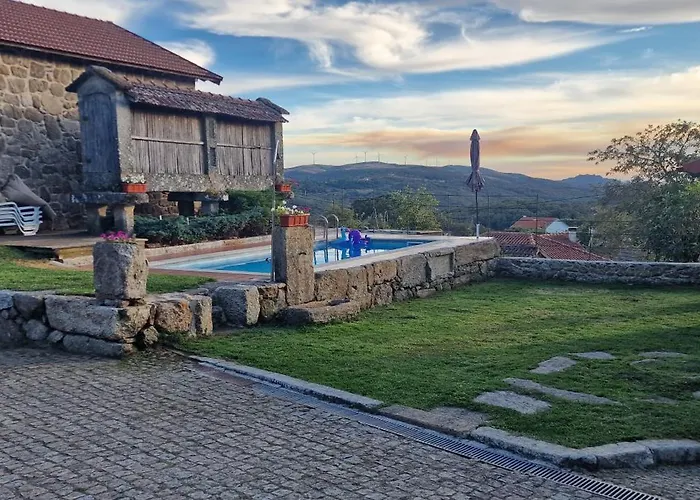 Hotel perto da faculdade: Casa Entre-Palheiros E Casa Do Canastro