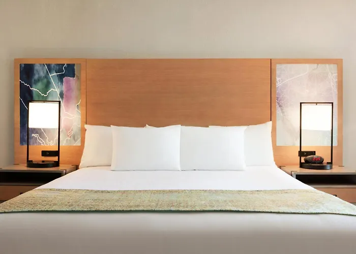 Surfbreak Virginia Beach Oceanfront, An Ascend Collection Hotel