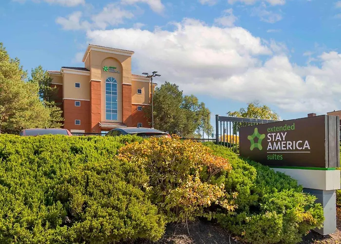 Cheap hotel: Extended Stay America Suites - Kansas City - Country Club Plaza