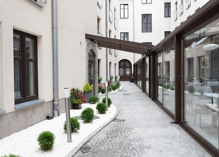 Airport Hotel: Golden Tulip Krakow City Center