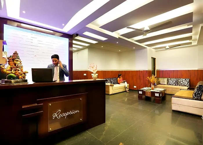 Hotel Anand Lok Inn At Delhi Airport By Arch Group