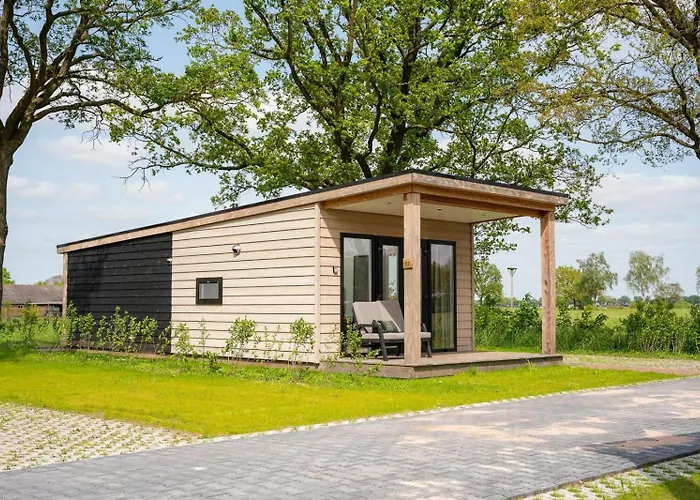 Panorama Wellness Lodge Jacuzzi Sauna And Sunshower 2 Persons