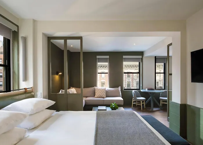 Moxy Nyc Times Square