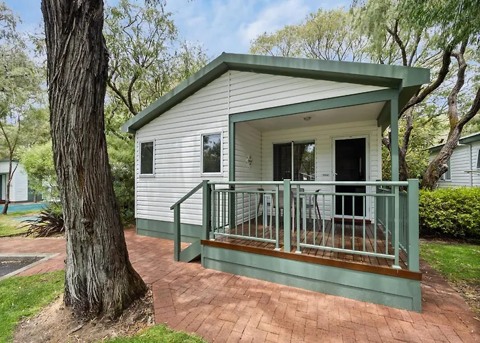 Airport Hotel: Mandalay Holiday Resort And Tourist Park