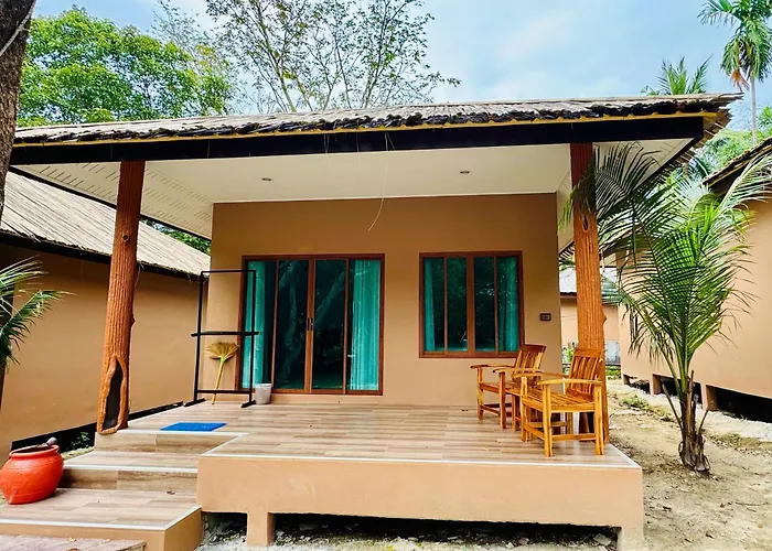 Marina Resort Koh Phayam Ranong