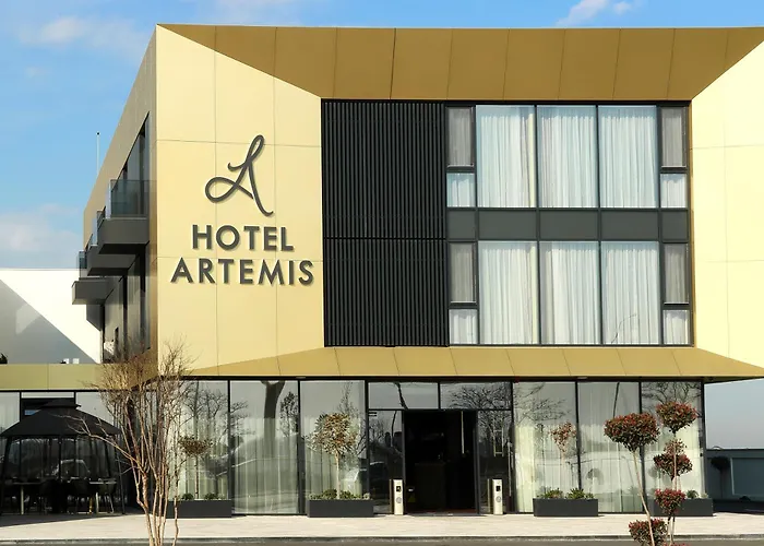 Artemis