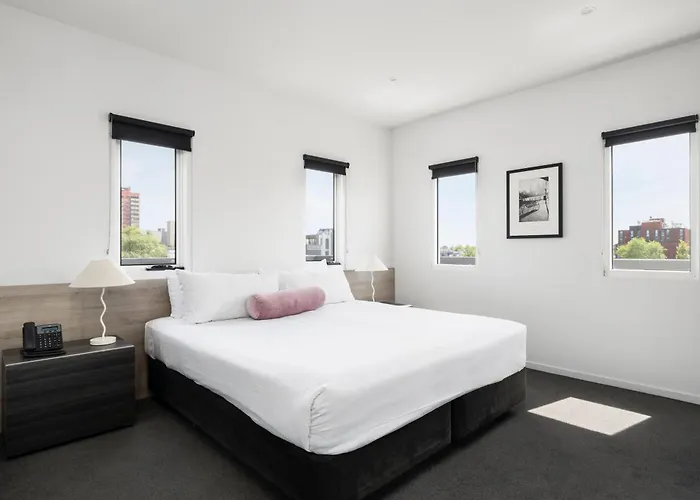 Tyrian Serviced Apartments Fitzroy
