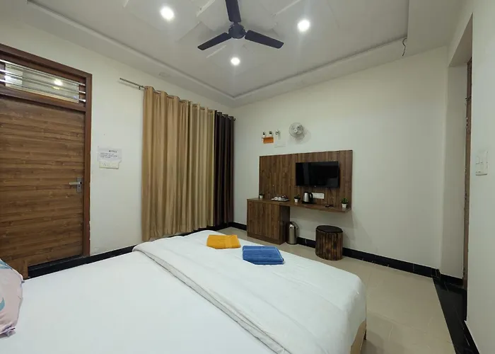 The Hostels Taj Street