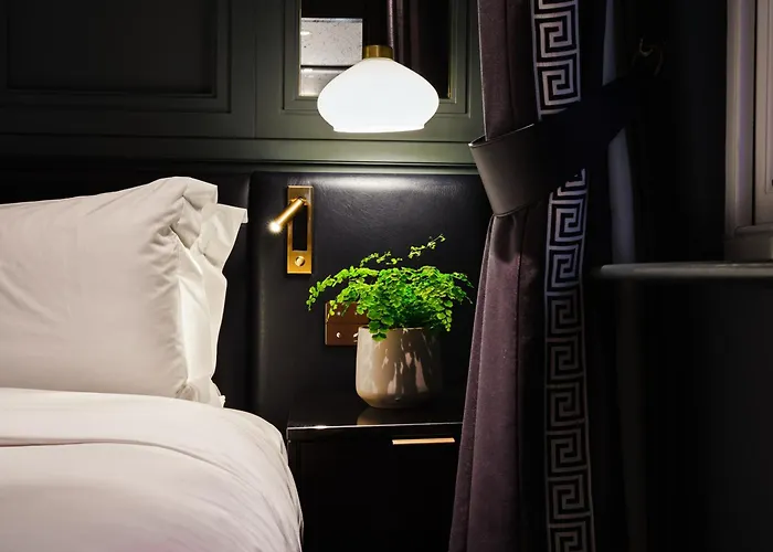 Hotel familiar: The Mayfair Townhouse
