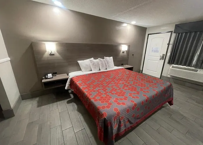 Simplestay Suites - Downtown San Bernardino