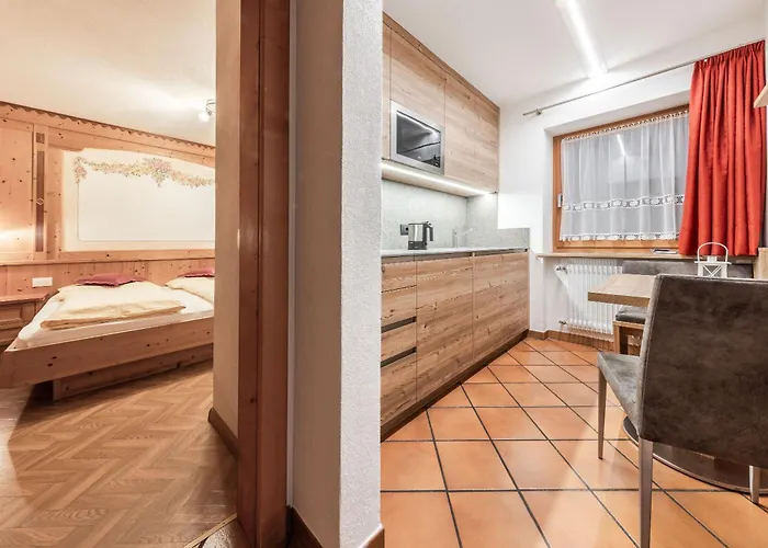 Hotel 3 stelle: Appartamenti Vilin&Ruances