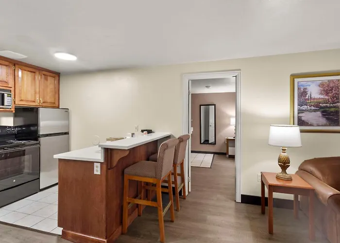 Family Hotel: Quality Inn & Suites Green Bay Downtown