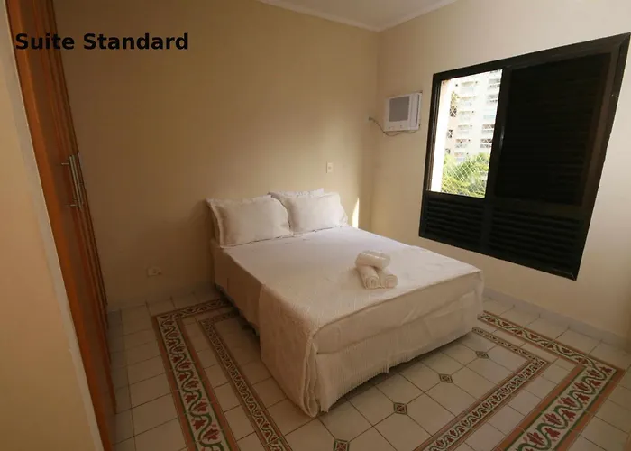 Suites Natalia Enseada