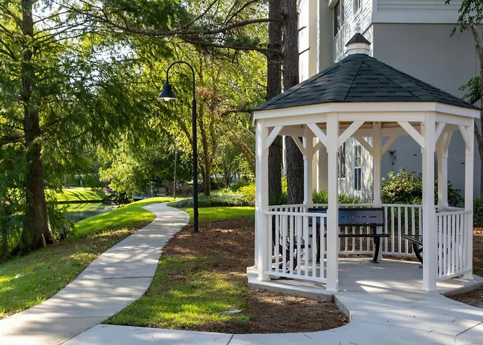 Hotel with Tennis: Sheraton Broadway Resort Villas