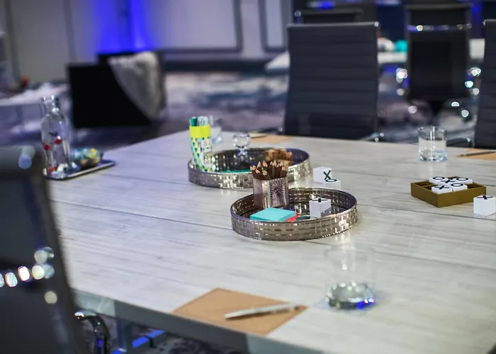 Renaissance Chicago Downtown Hotel