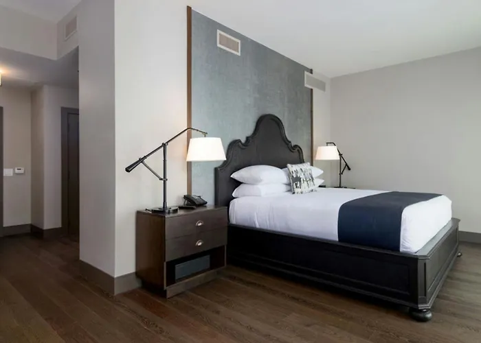 The Stella Hotel, Autograph Collection