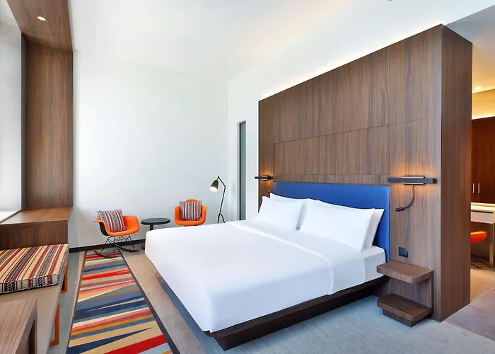 Hotel Am Aloft Dubai Airport