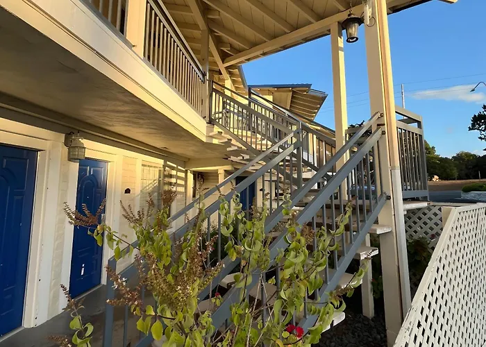 Motel: Inn By The Bay Monterey