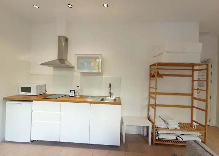 Hotel vicino al College: Blanq Marina Suites