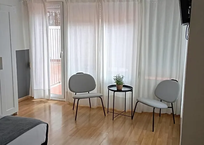 Hôtel: Hostal El Ninot
