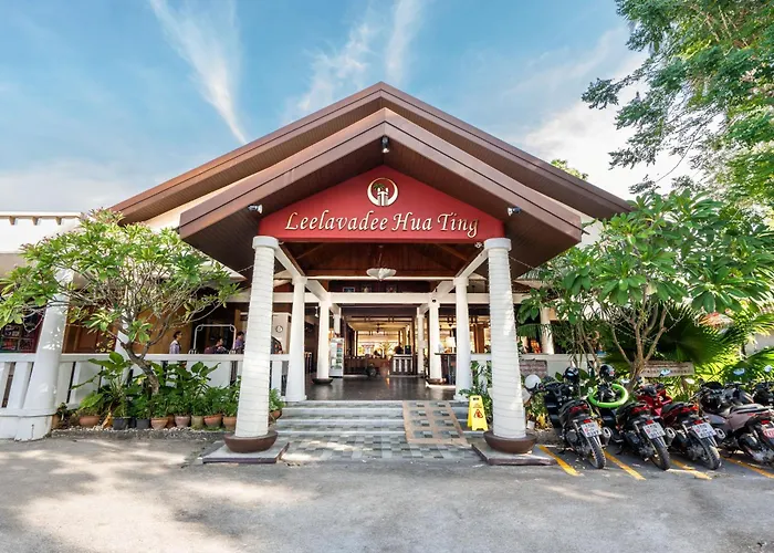 Phuket Leelavadee Hua Ting Resort
