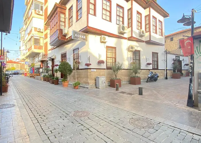 Cheap hotel: Konak Hotel Kaleici