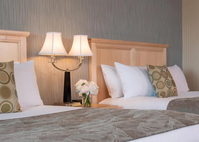 Atlantic Oceanside Hotel & Conference Center